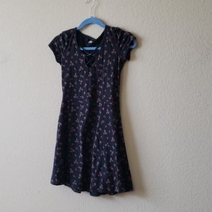 Super cute, soft , lightweight flower print dress